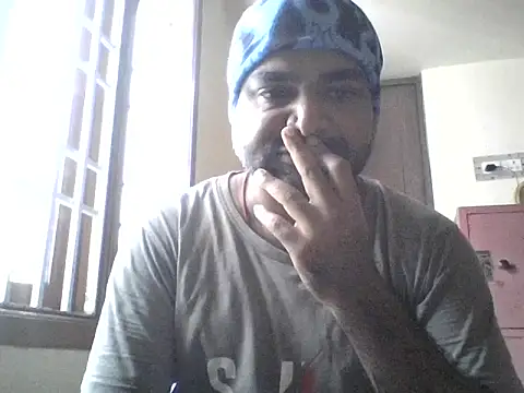 Snapshot of sree4143 chatting on 10/24/25, 03:03 sree4143 online show from 10/24/25, 03:03