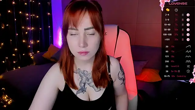 deboramoore online show from 10/20/25, 02:12