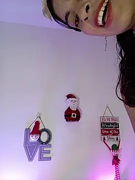 Fox Roxxan online show from 12/16/25, 01:32