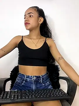 violeta 18x online show from 12/05/25, 07:43