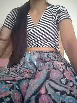 Snapshot of sneha_88 chatting on 09/16/25, 07:42 sneha 88 online show from 09/16/25, 07:42
