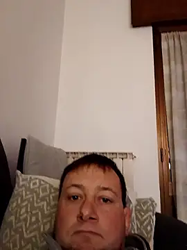 Snapshot of Alessio1987 chatting on 01/07/26, 05:37 Alessio1987 online show from 01/07/26, 05:37