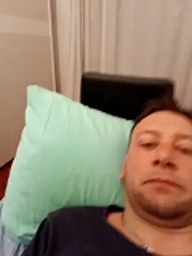 Snapshot of Alessio1987 chatting on 03/01/26, 04:14 Alessio1987 online show from 03/01/26, 04:14