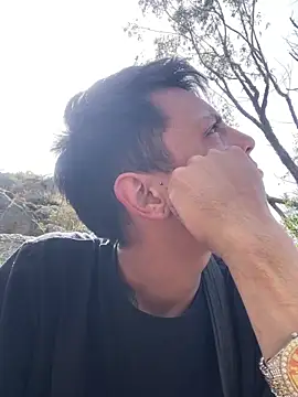 Snapshot of andrewcoopper1 chatting on 02/04/26, 03:07 andrewcoopper1 online show from 02/04/26, 03:07