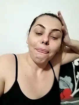 Snapshot of LarisseBelle chatting on 02/26/26, 05:56 LarisseBelle online show from 02/26/26, 05:56