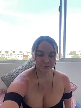 Snapshot of Nova_Gabriela chatting on 09/22/25, 02:41 Nova Gabriela online show from 09/22/25, 02:41