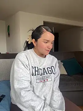 Snapshot of Nova_Gabriela chatting on 10/10/25, 02:27 Nova Gabriela online show from 10/10/25, 02:27