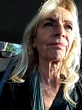 clarabell4 online show from 11/07/25, 07:30