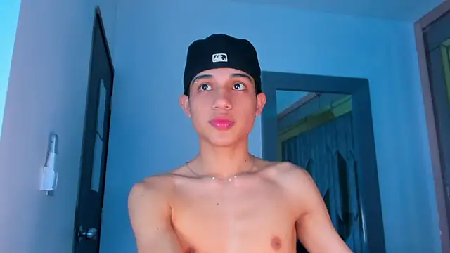 Sebax Young online show from 12/18/25, 10:38