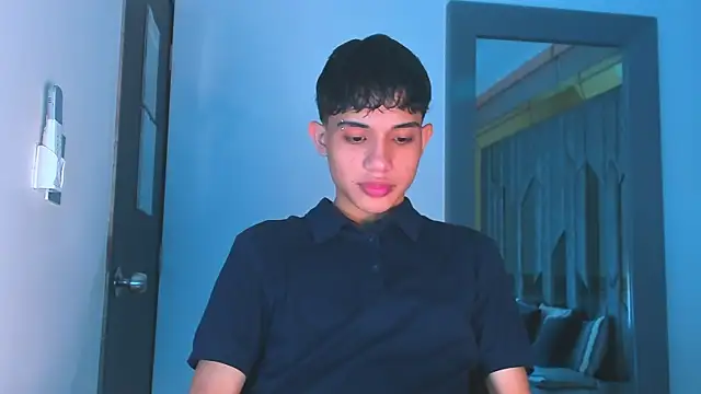 Sebax Young online show from 12/21/25, 09:33