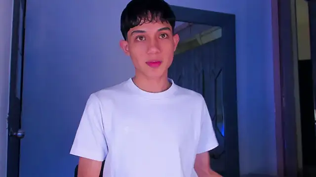 Sebax Young online show from 03/19/26, 08:24