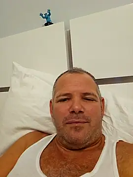 Snapshot of cubanitofeliz40 chatting on 02/07/26, 08:29 cubanitofeliz40 online show from 02/07/26, 08:29