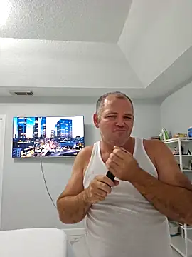 Snapshot of cubanitofeliz40 chatting on 04/08/26, 07:36 cubanitofeliz40 online show from 04/08/26, 07:36