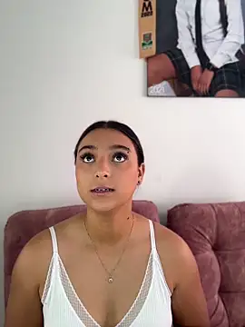 Snapshot of nicolexxaleja chatting on 04/30/26, 01:50 nicolexxaleja online show from 04/30/26, 01:50