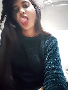 Snapshot of cute_radhikaa chatting on 12/20/25, 02:02 cute radhikaa online show from 12/20/25, 02:02