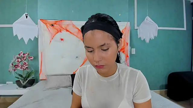 ania gomez online show from 11/01/25, 09:17