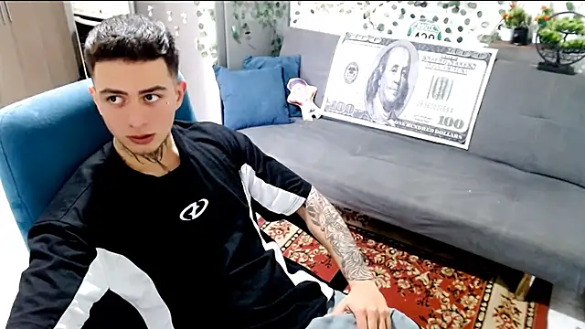 santii ss online show from 02/12/26, 02:34