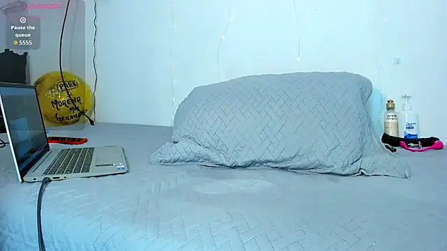 Snapshot of hot_boy_04 chatting on 10/31/25, 01:56 hot boy 04 online show from 10/31/25, 01:56