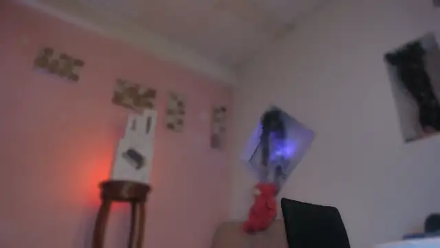 Snapshot of Chloe_cooperr chatting on 01/13/26, 01:44 Chloe cooperr online show from 01/13/26, 01:44