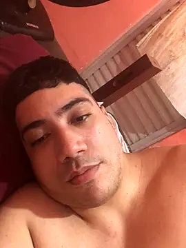 Snapshot of Paulo199117 chatting on 10/14/25, 04:41 Paulo199117 online show from 10/14/25, 04:41