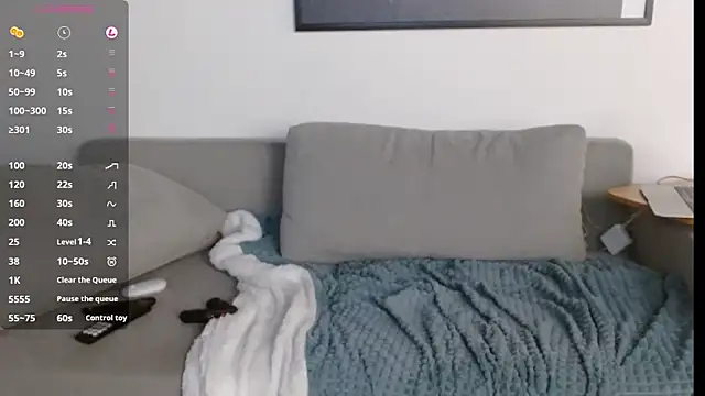 Snapshot of alloallo420 chatting on 10/22/25, 05:52 alloallo420 online show from 10/22/25, 05:52