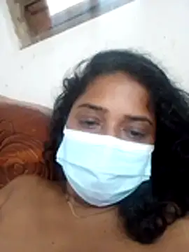 Snapshot of boosypussy chatting on 11/24/25, 01:05 boosypussy online show from 11/24/25, 01:05