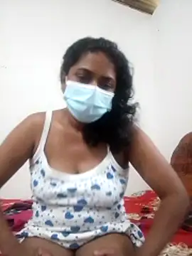 Snapshot of boosypussy chatting on 12/20/25, 10:33 boosypussy online show from 12/20/25, 10:33