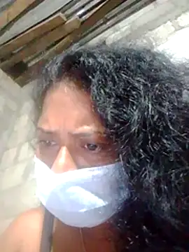 Snapshot of boosypussy chatting on 03/08/26, 12:08 boosypussy online show from 03/08/26, 12:08