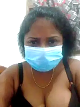 Snapshot of boosypussy chatting on 04/23/26, 02:52 boosypussy online show from 04/23/26, 02:52