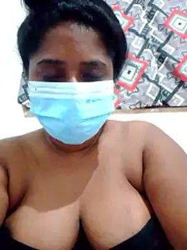 Snapshot of boosypussy chatting on 07/01/26, 01:45 boosypussy online show from 07/01/26, 01:45
