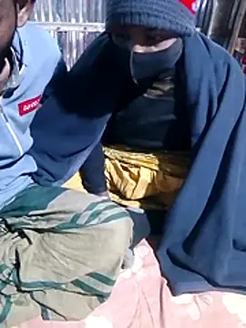 MONiSHA-moni-21 online show from 11/30/25, 08:57