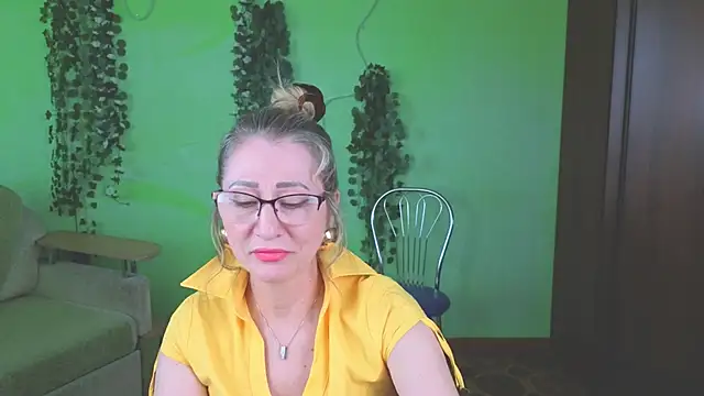 Habibi Honeyy online show from 05/22/26, 01:06