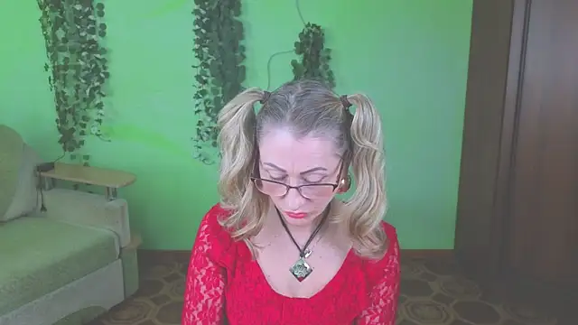 Habibi Honeyy online show from 05/31/26, 01:51
