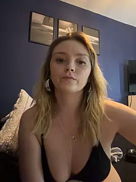 Snapshot of Star-36 chatting on 03/28/26, 11:32 Star-36 online show from 03/28/26, 11:32