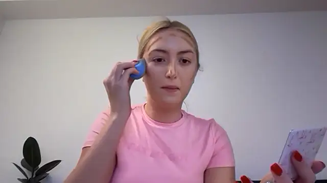 Snapshot of Kitty_Swetty chatting on 01/18/26, 02:48 Kitty Swetty online show from 01/18/26, 02:48