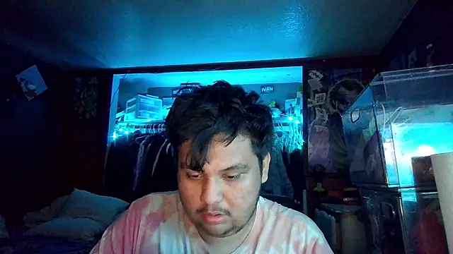 Snapshot of Batcum129 chatting on 11/27/25, 08:49 Batcum129 online show from 11/27/25, 08:49