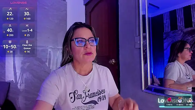 Agatha Pleasure online show from 10/08/25, 11:30