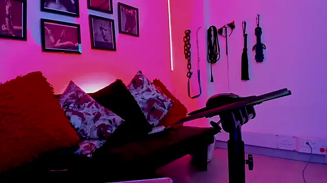 MistressNyx cg online show from 11/07/25, 03:12