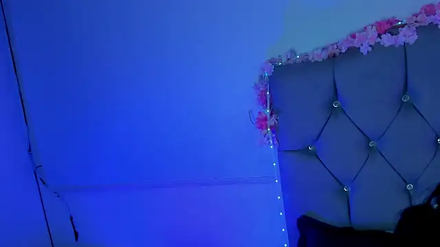 antonieta23 online show from 12/20/25, 03:13