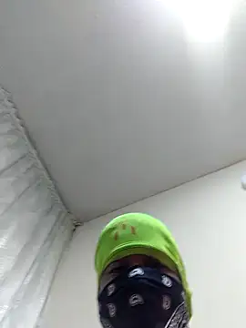 Snapshot of nosterdamus chatting on 04/25/26, 04:37 nosterdamus online show from 04/25/26, 04:37