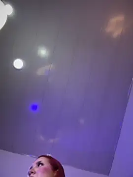 Snapshot of Mia_Juicyberry chatting on 03/13/26, 07:09 Mia Juicyberry online show from 03/13/26, 07:09