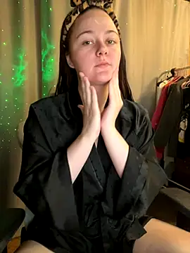 Cuty Kitty online show from 11/21/25, 04:33