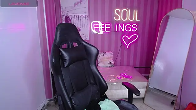  Evoni b online show from 09/16/25, 07:48