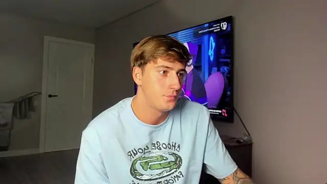 Snapshot of DaniHort chatting on 01/09/26, 01:14 DaniHort online show from 01/09/26, 01:14