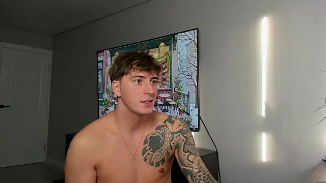 Snapshot of DaniHort chatting on 02/07/26, 08:40 DaniHort online show from 02/07/26, 08:40