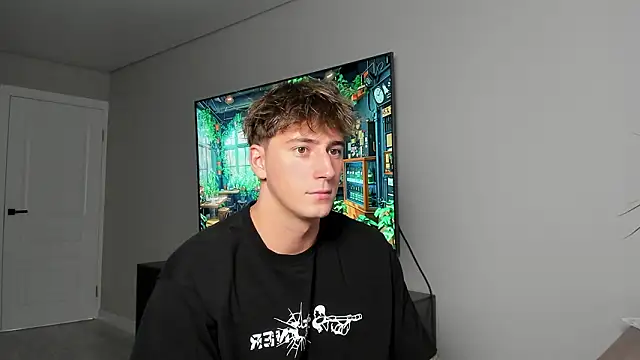 Snapshot of DaniHort chatting on 02/08/26, 10:29 DaniHort online show from 02/08/26, 10:29