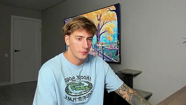 Snapshot of DaniHort chatting on 02/16/26, 12:56 DaniHort online show from 02/16/26, 12:56