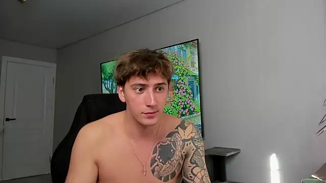 Snapshot of DaniHort chatting on 04/21/26, 08:42 DaniHort online show from 04/21/26, 08:42