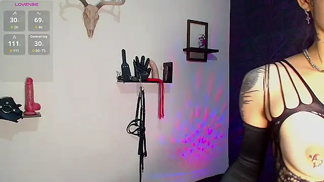 Snapshot of DakariaHills_ chatting on 03/25/26, 08:09 DakariaHills online show from 03/25/26, 08:09