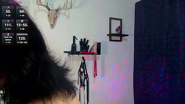 Snapshot of DakariaHills_ chatting on 04/28/26, 07:46 DakariaHills online show from 04/28/26, 07:46